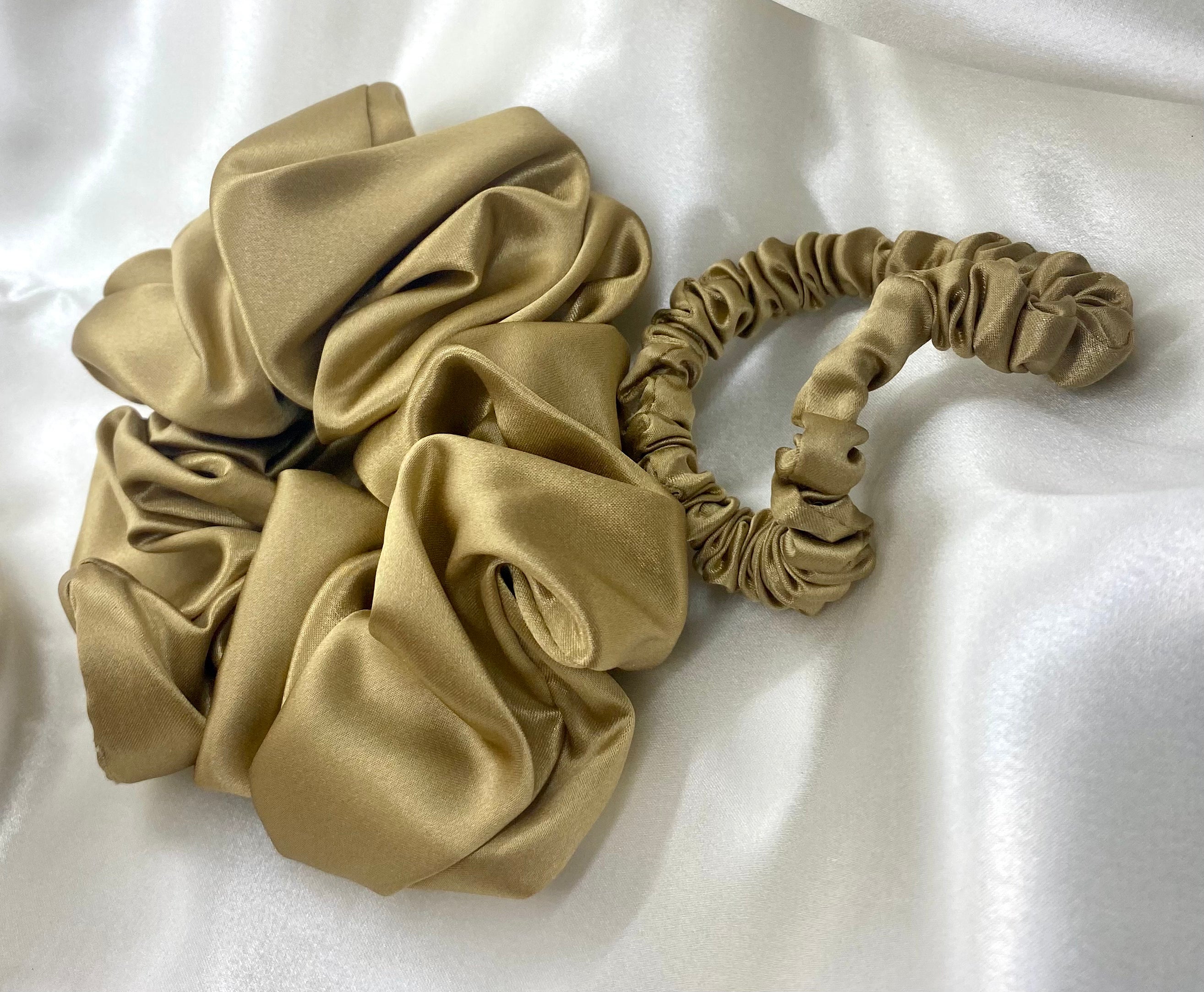 SAMPLE SALE Silk Skinny Scrunchie