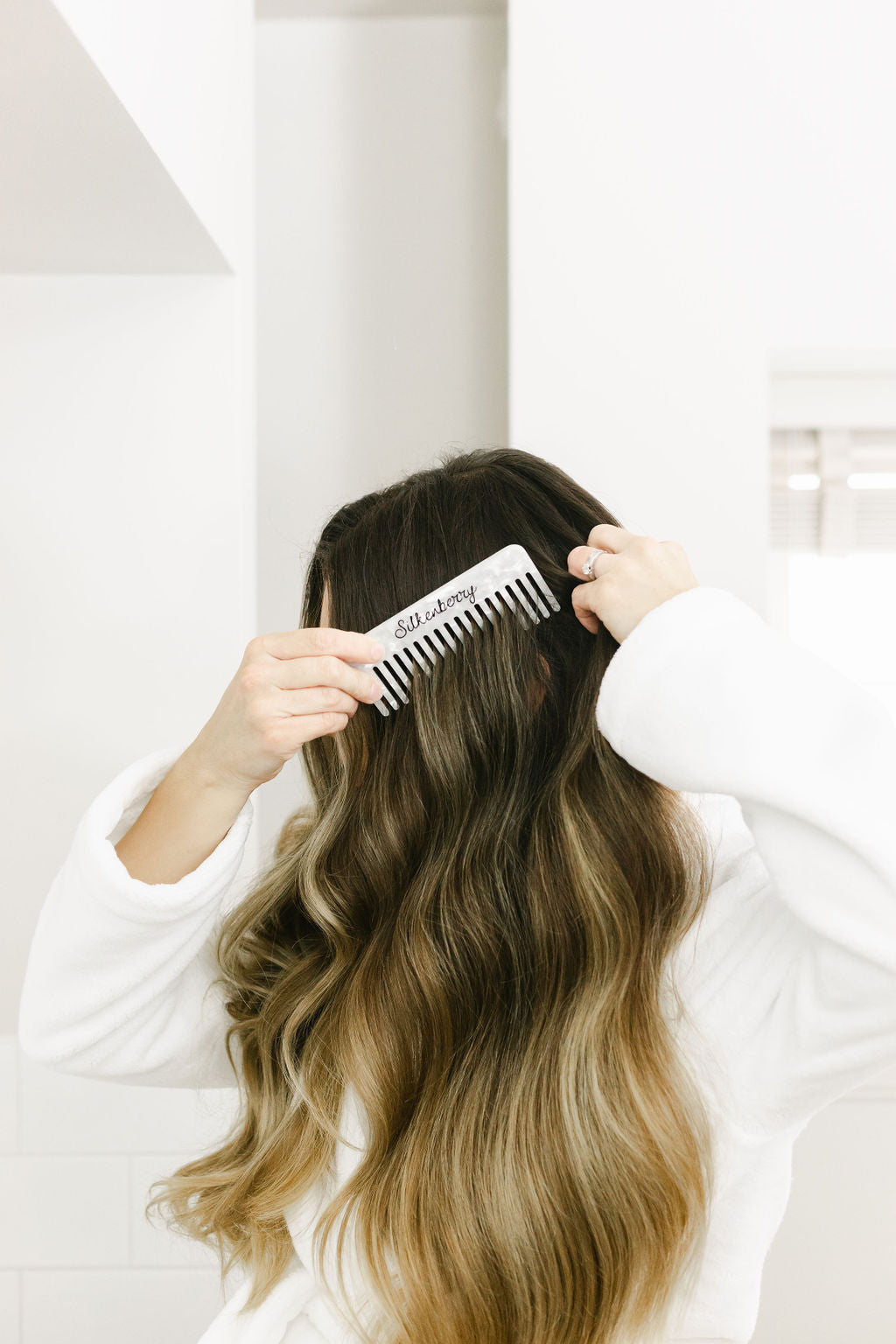The Silkenberry Signature Wave Comb & Claw Clip