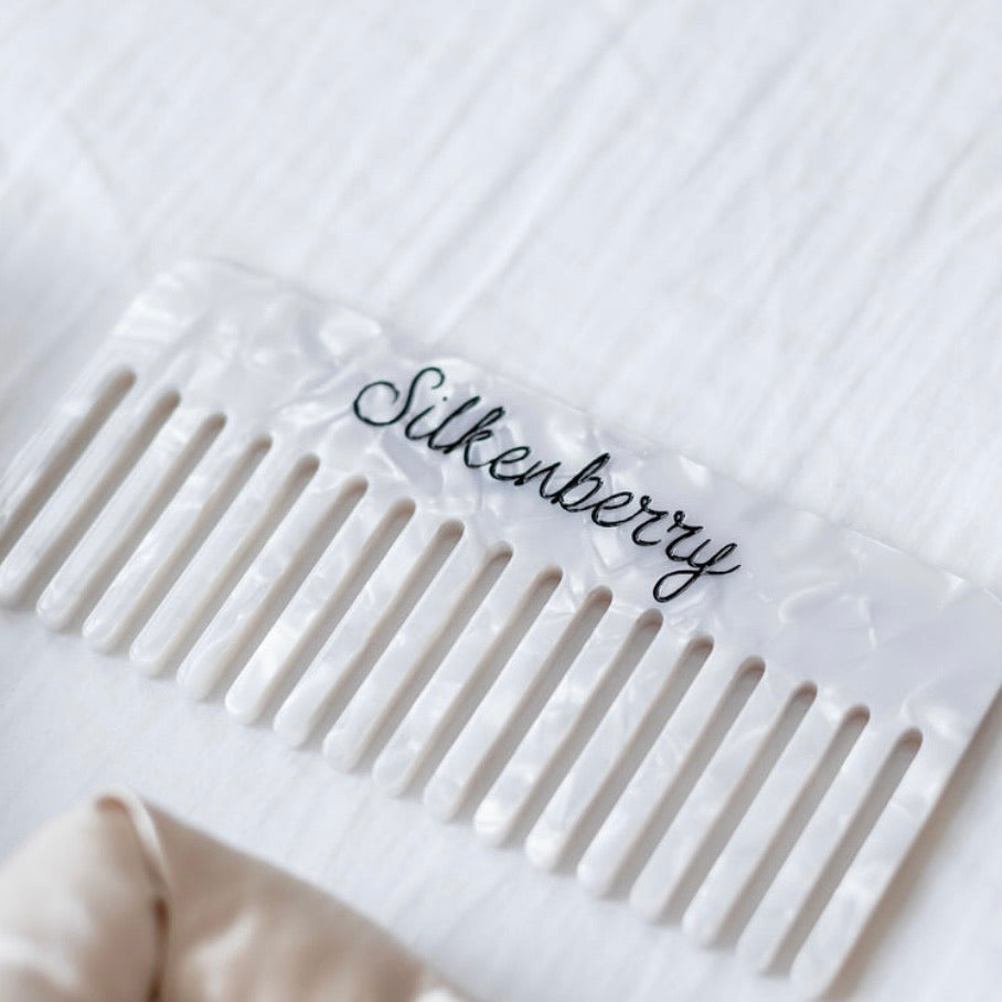 The Silkenberry Signature Wave Comb & Claw Clip